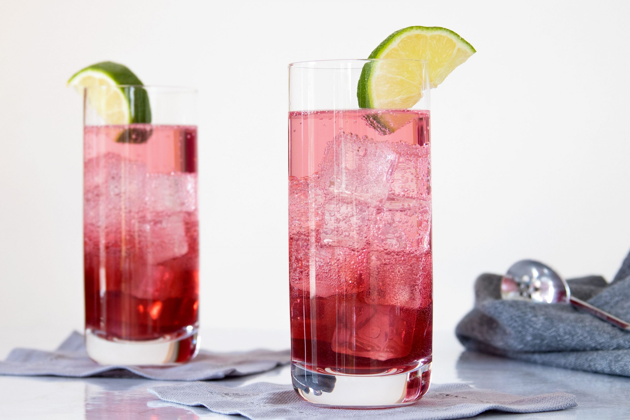 4 All-time favorite gin cocktails to help you beat the summer heat! 25
