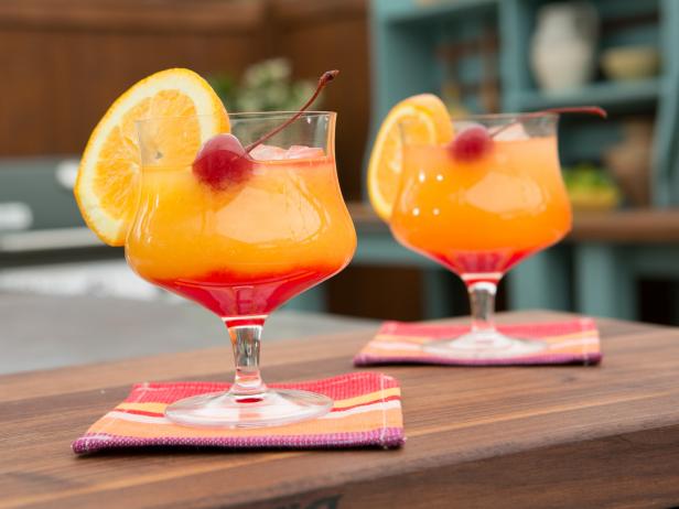 The best two-toned ‘Tequila Sunrise Cocktail’ 33