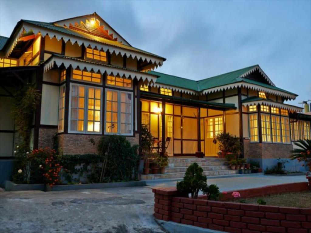Try this Cafe Shillong Bed and Breakfast! 25