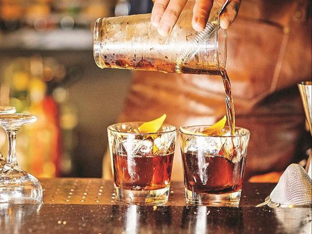 Liquor in Delhi gets cheaper 27