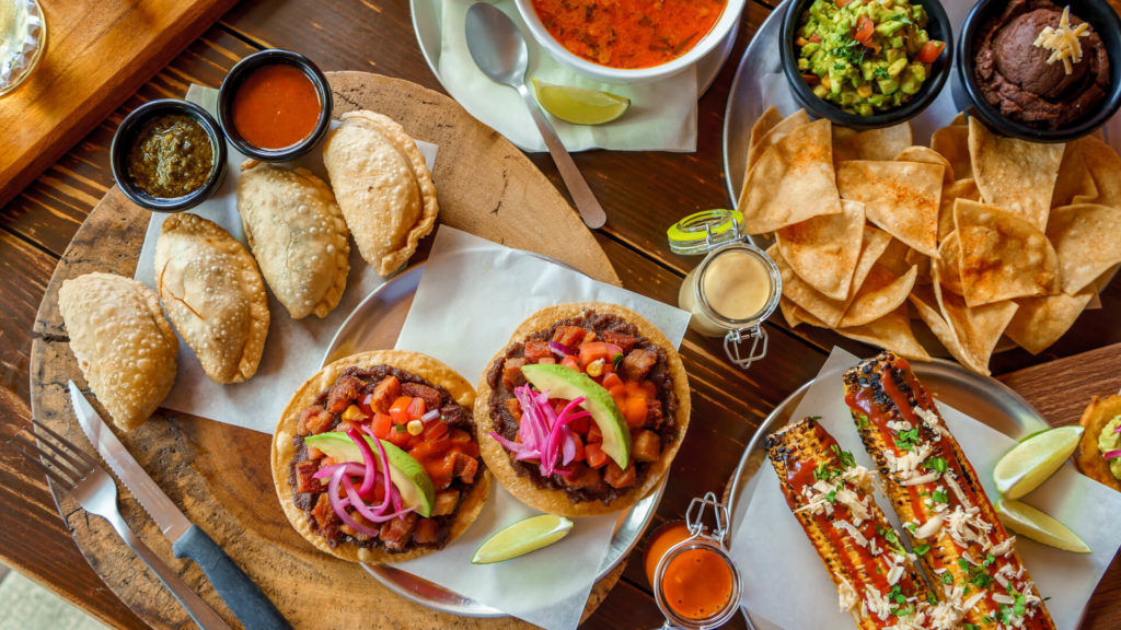 What is the the right food to eat with Tequila – BoozNow