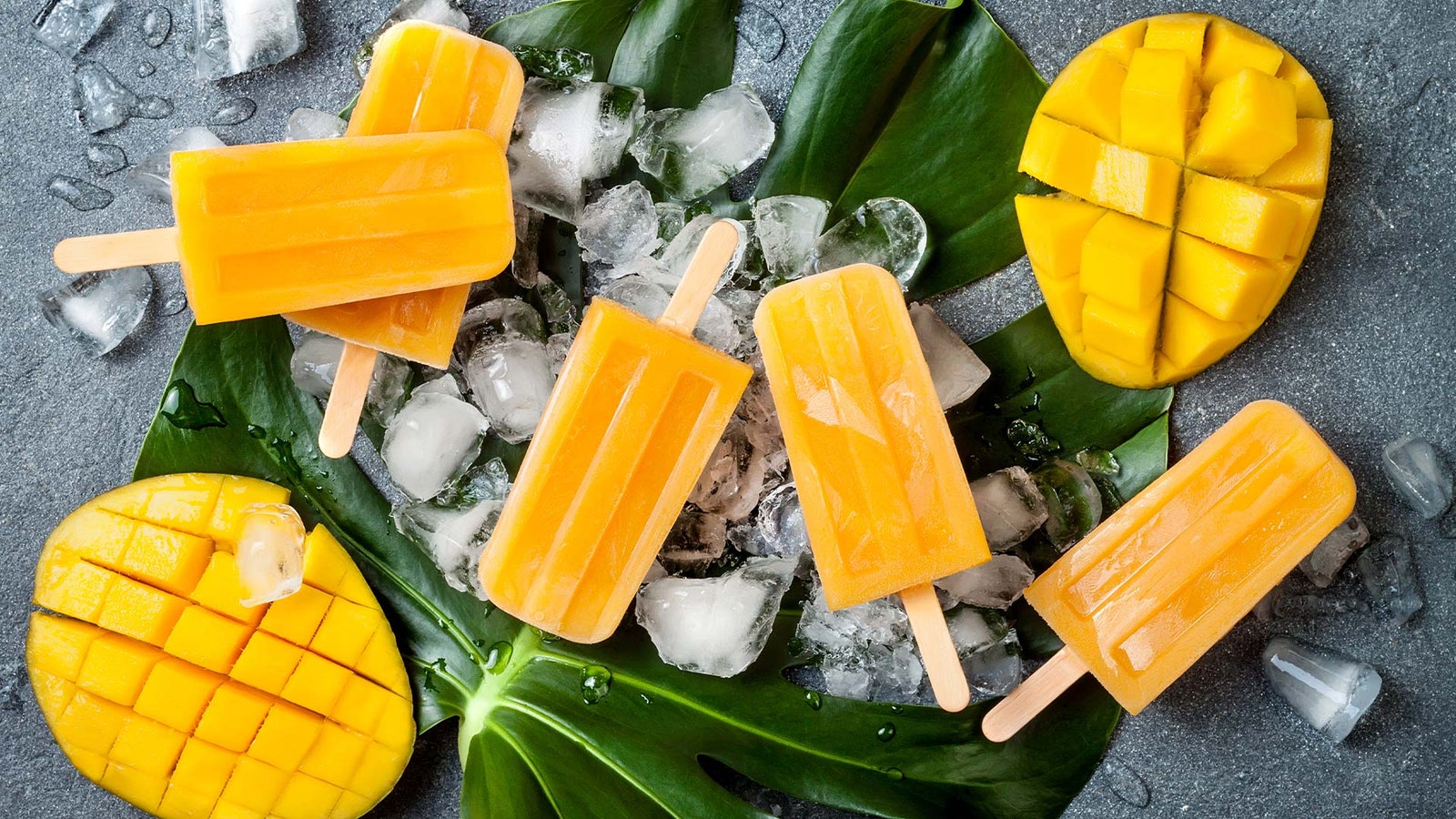Sitting at home, try these mango cocktails this summer 27