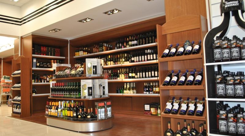 Delhi plans super premium booze shops 1