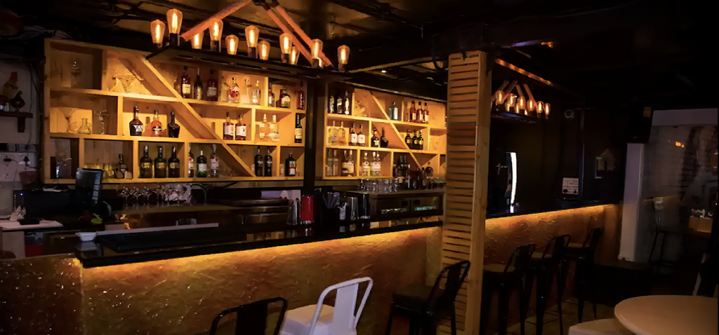 Top 10 Bars in Mumbai 32